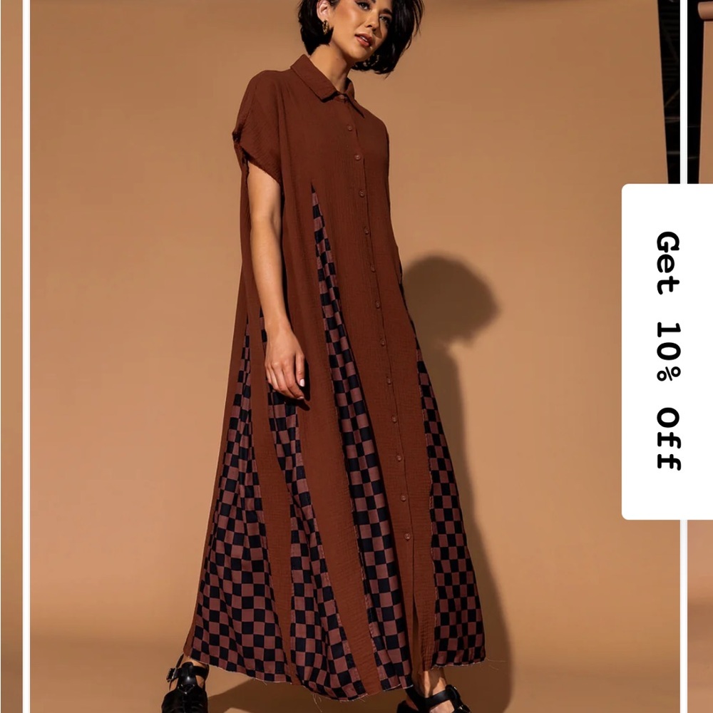 Dressed in LALA California Cool Oversized Maxi Dress in Brown - Picture 2 of 4